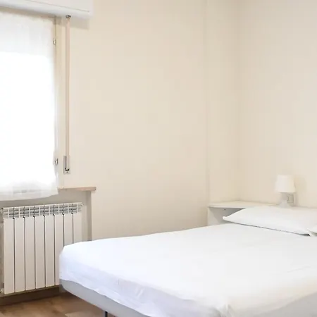 Senigallia, Ampio Trilocale Con Terrazzo - Se061 Senigália