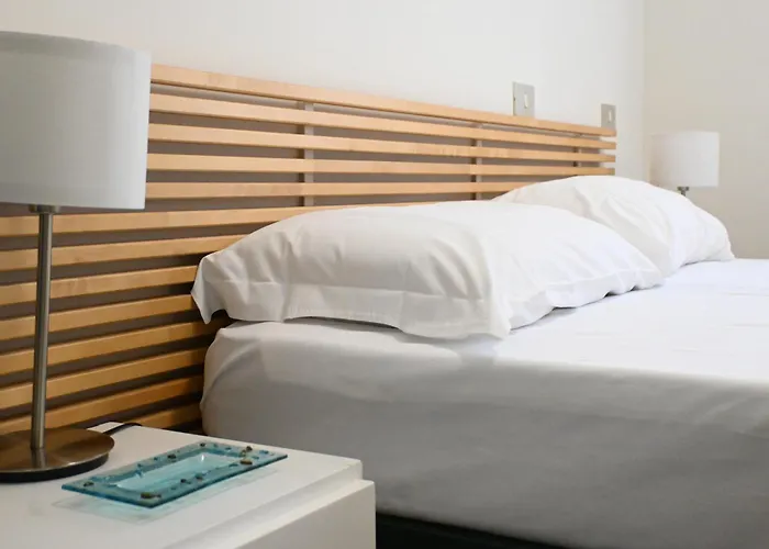 Senigallia, Ampio Trilocale Con Terrazzo - Se061 *