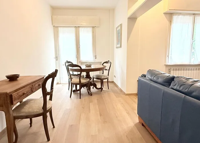 Senigallia, Ampio Trilocale Con Terrazzo - Se061